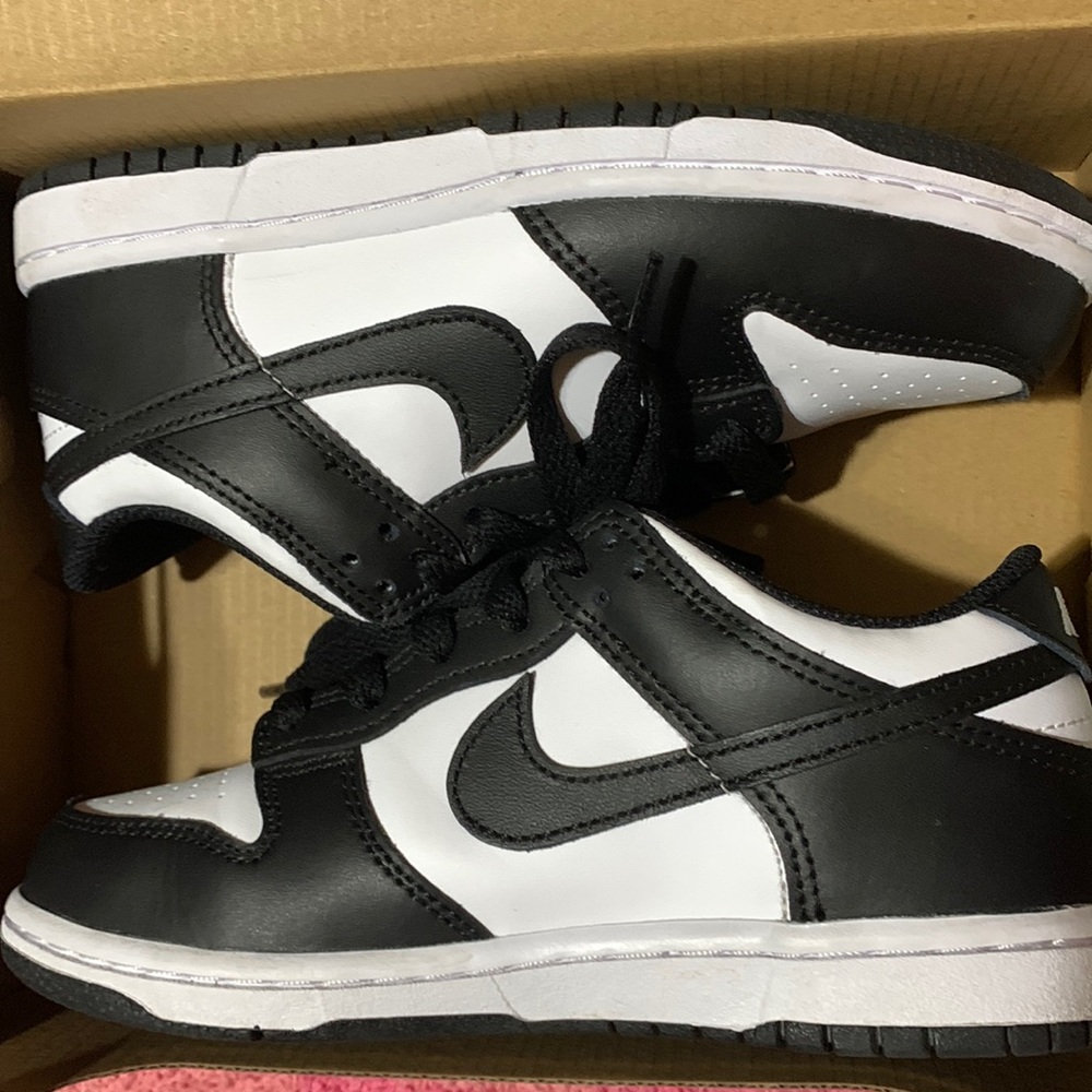 Nike panda dunks. Kids size 1Y